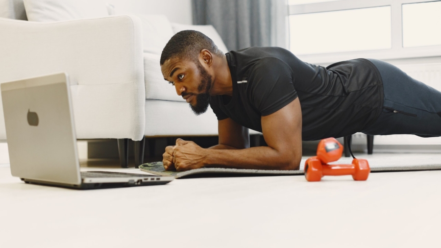 guy-training-home-scaled-2560x1707